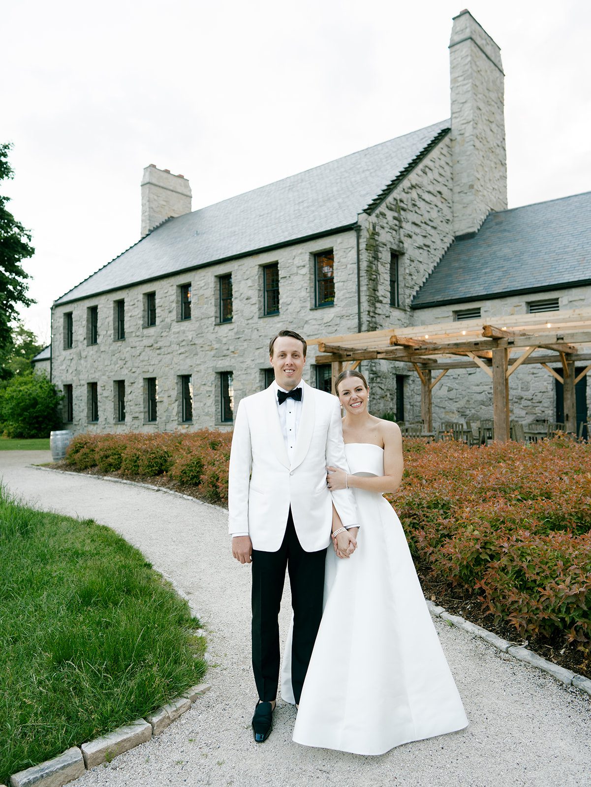 stunning-classy-romantic-wedding-on-golf-course