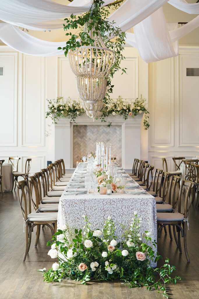 beautiful-floral-pieces-for-a-spring-time-wedding