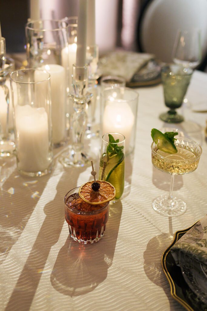 signature-cocktails-signage-wedding-bar