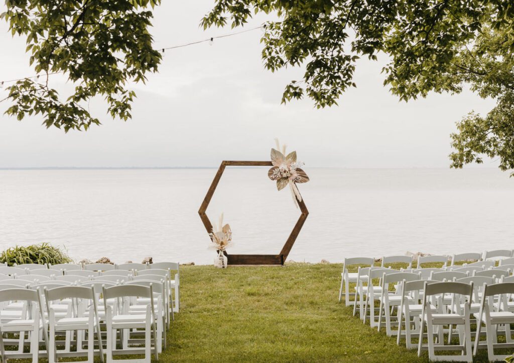 ceremony-aisle-set-up